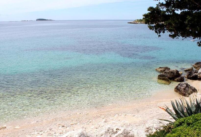 فندق Apartments And Rooms With Parking Space Mlini, Dubrovnik   8835