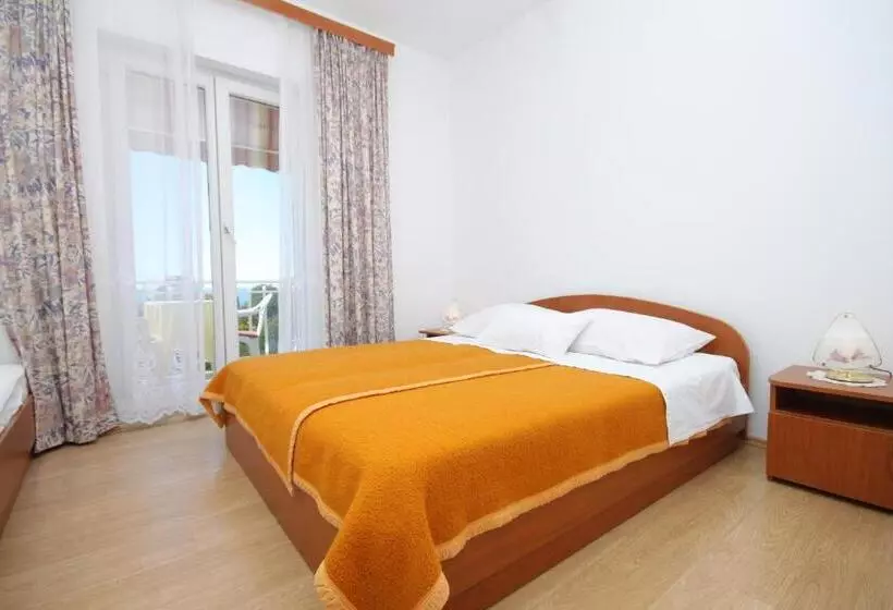 호텔 Apartments And Rooms With Parking Space Mlini, Dubrovnik   8835