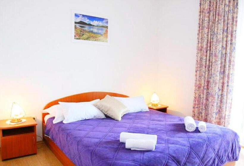 فندق Apartments And Rooms With Parking Space Mlini, Dubrovnik   8835