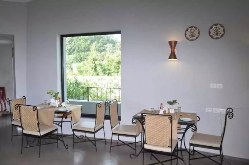 Hotelli Aranya Safari Resort