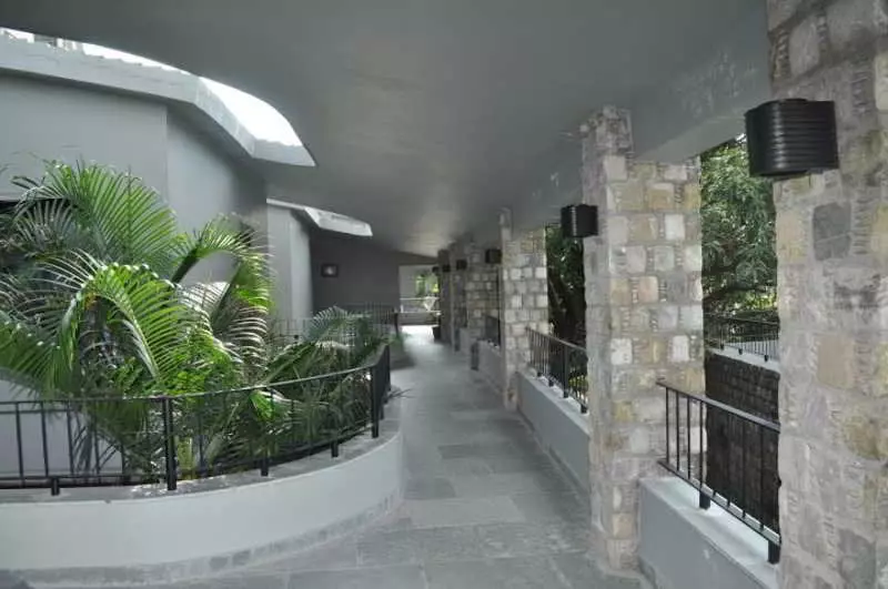 Hotelli Aranya Safari Resort