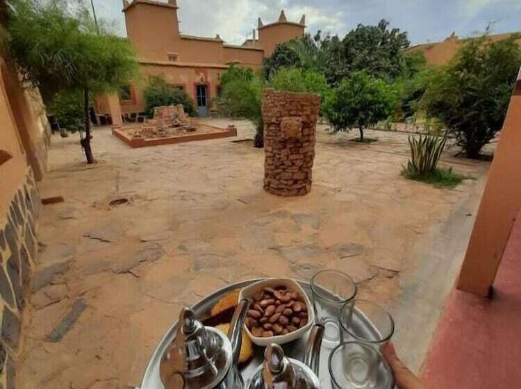 فندق Auberge Kasbah Ennakhile