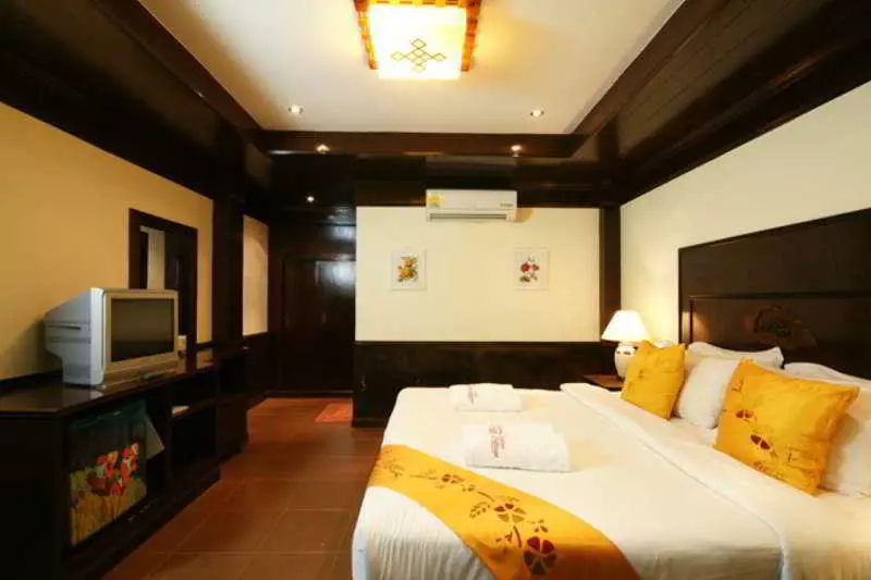 Hotel Central Cottage Resort