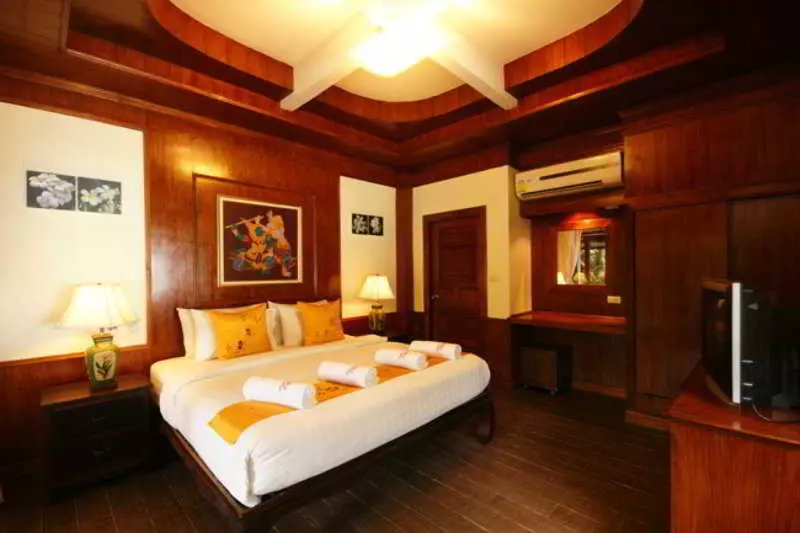 Hotel Central Cottage Resort