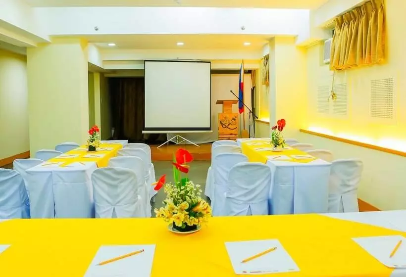 בית מלון כפרי Chalet Baguio