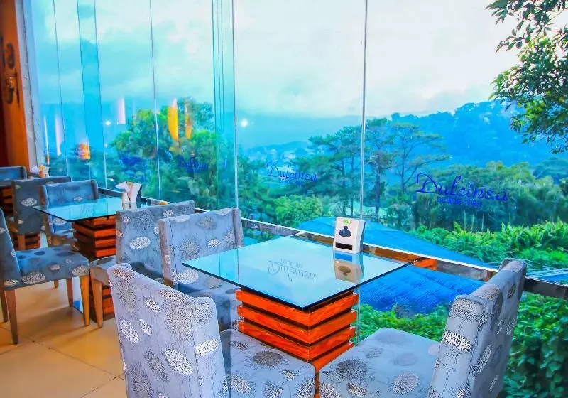 בית מלון כפרי Chalet Baguio