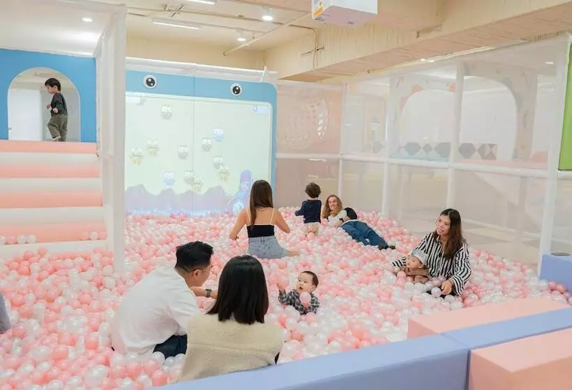 هتل Check Inn Select Taichung Dadun