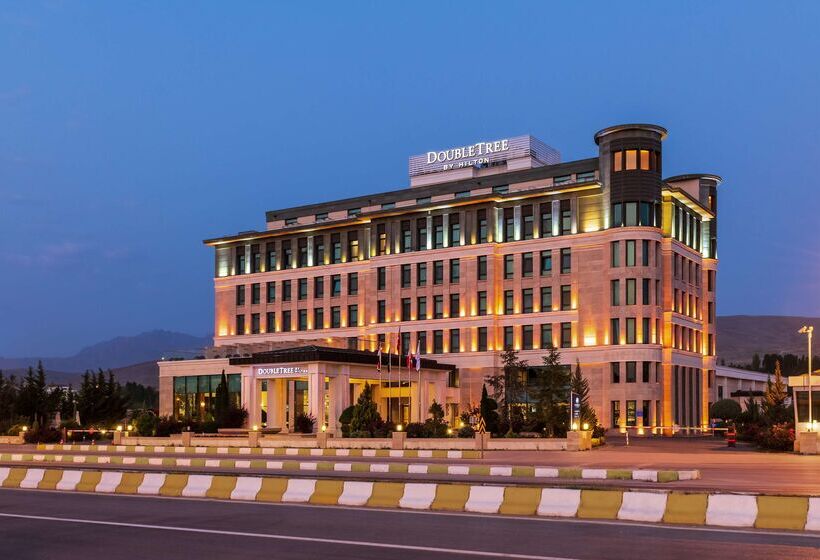 Doubletree By Hilton Hotel Van