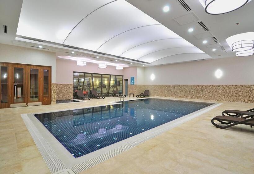 Doubletree By Hilton Hotel Van