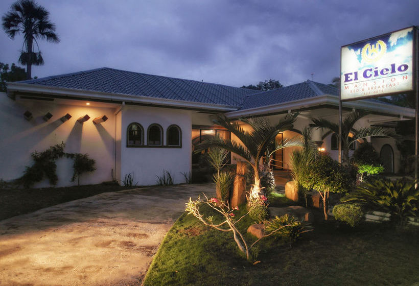 בית מלון כפרי El Cielo Mansion