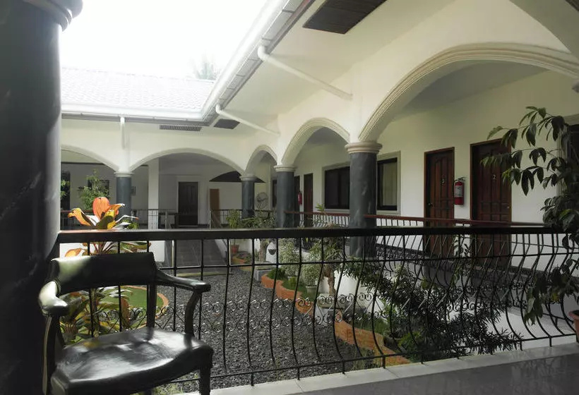 هتل El Cielo Mansion