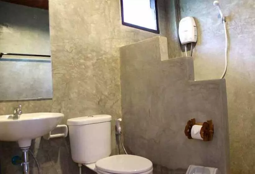 בית מלון כפרי Khaoyai Nature Life & Tours