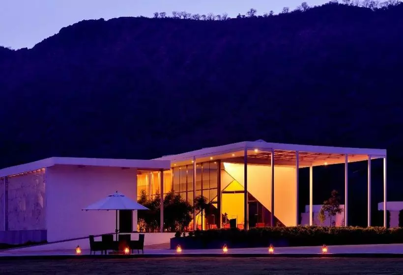 ホテル Lebua Lodge At Amer, Jaipur