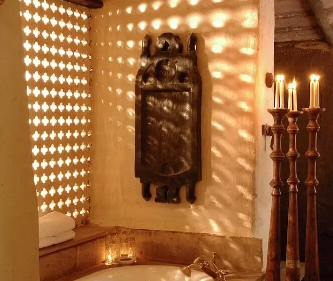 호텔 Mahua Kothi Bandhavgarh - A Taj Safari Lodge