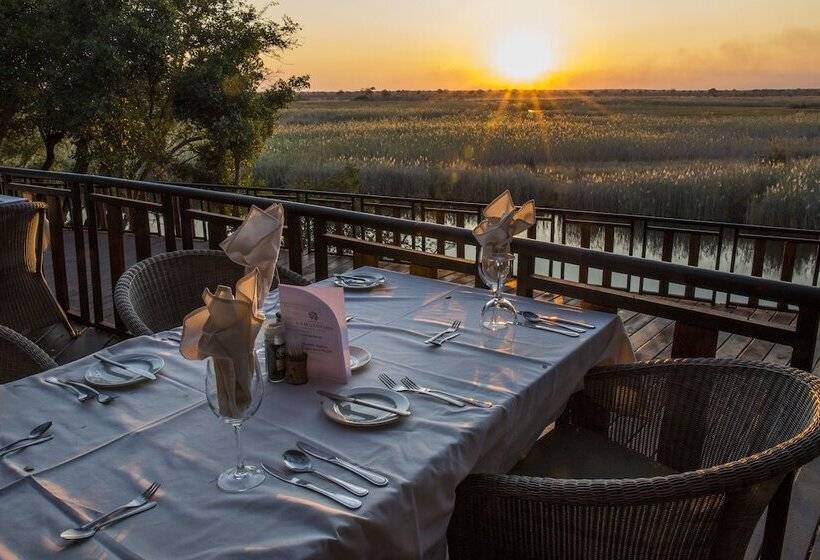 فندق Namushasha River Camping2go