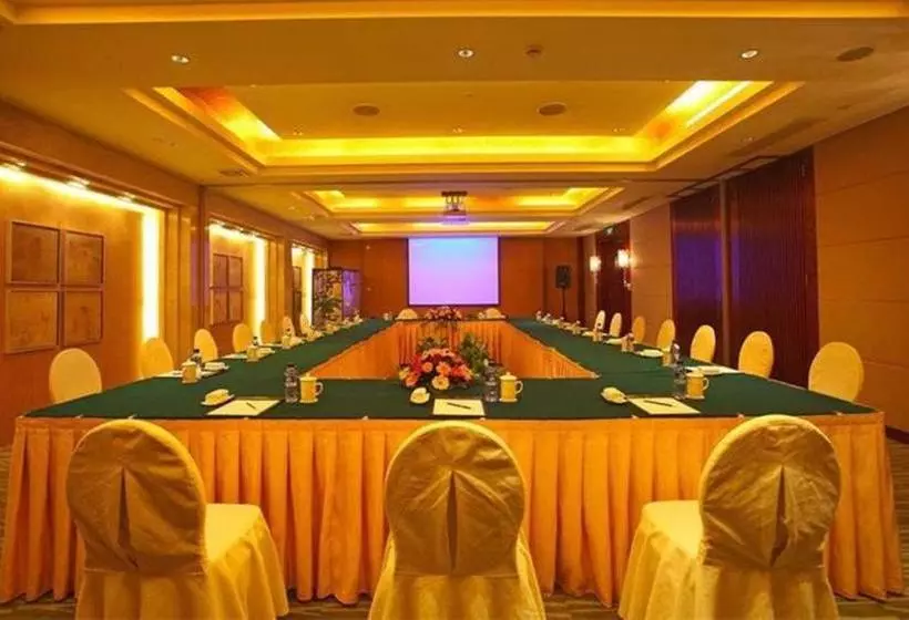 Отель Taihu Bay New Century  Jiangsu