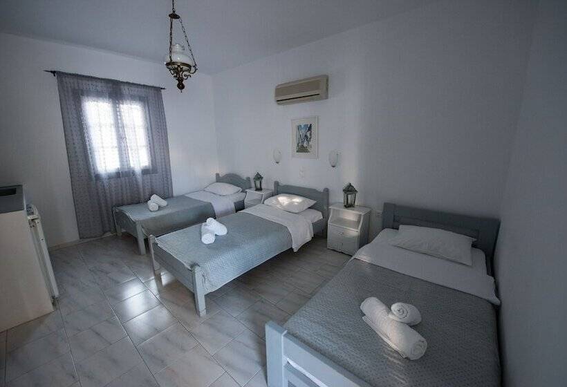 Ostria Studios & Apartments