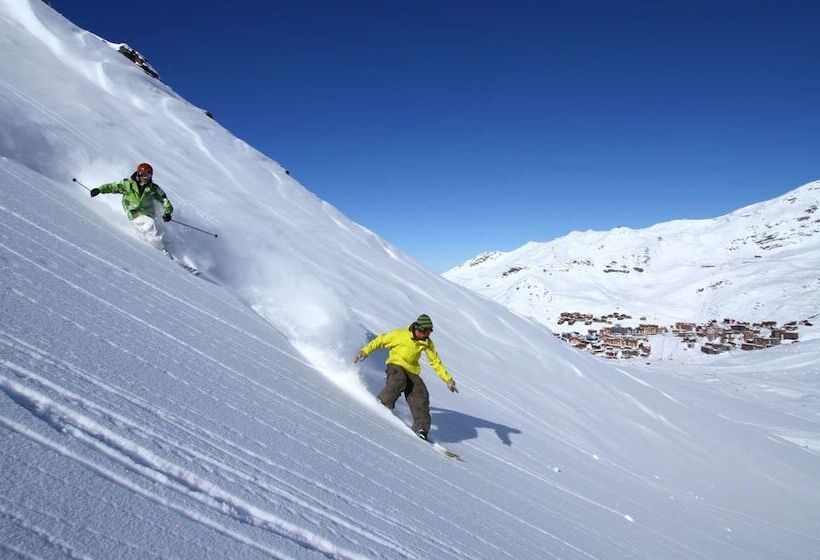 اقامتگاه Chalet Des Neiges Hermine