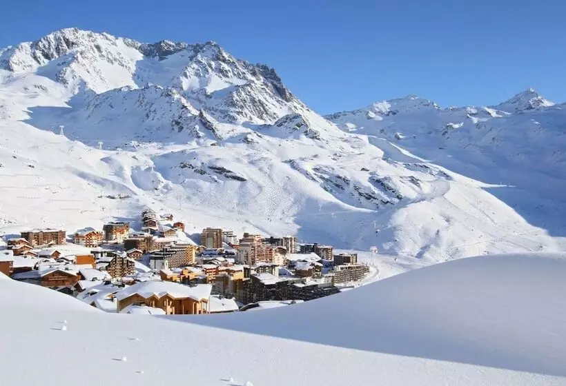 اقامتگاه Chalet Des Neiges Hermine