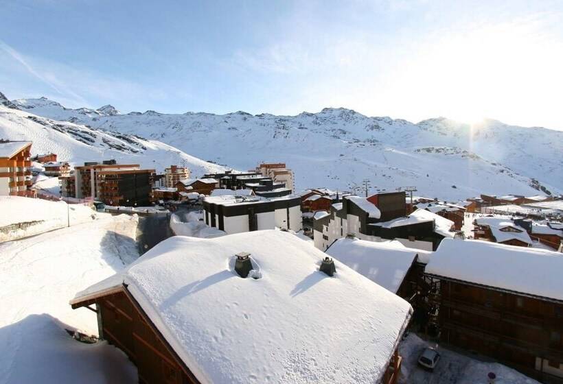اقامتگاه Chalet Des Neiges Hermine