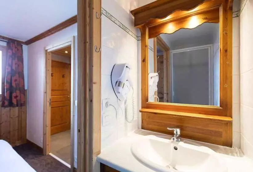 اقامتگاه Chalet Des Neiges Hermine