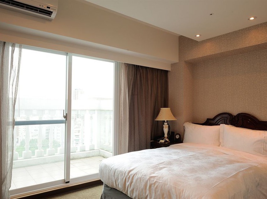 Royal Seasons Hotel Taichung Zhongkang