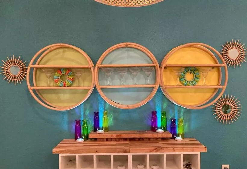 3gulls Inn Ozona Boutique Hotel Steps From Restaurants & Brewery Swimspa Pool Pet Friendly