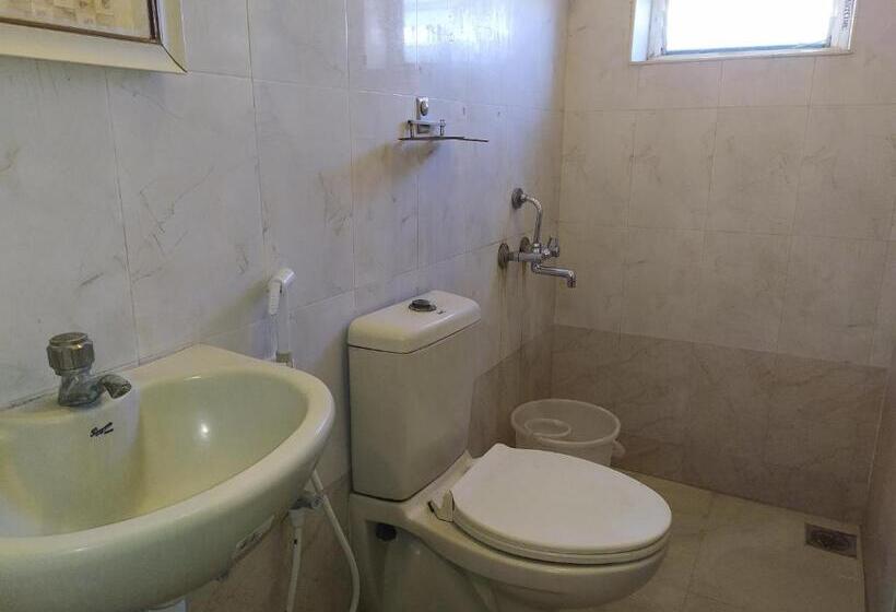 בית מלון כפרי Parkwayinn