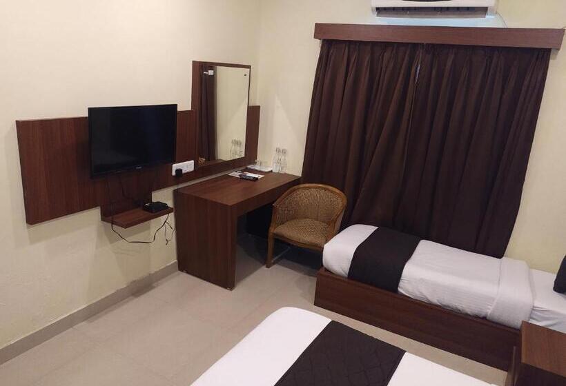 בית מלון כפרי Parkwayinn