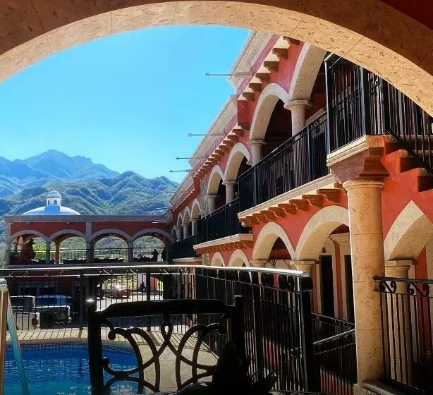 Hotelli Real De Los Alamos