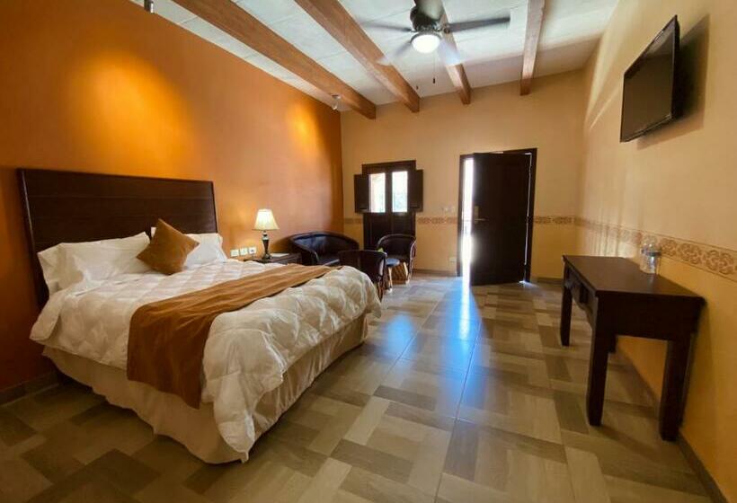Otel Real De Los Alamos