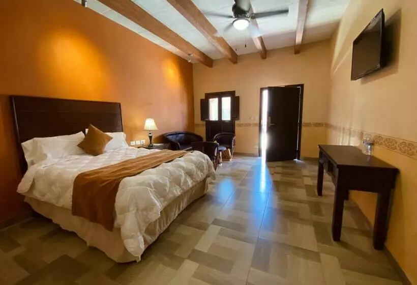 Hotelli Real De Los Alamos