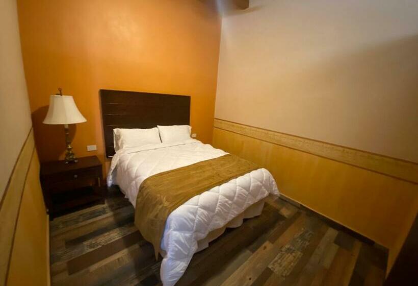 Otel Real De Los Alamos