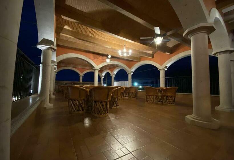 Otel Real De Los Alamos