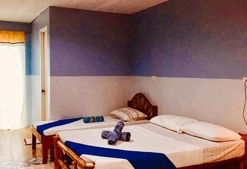 酒店 Reddoorz @ Thomasville Inland Resort Brgy. 2