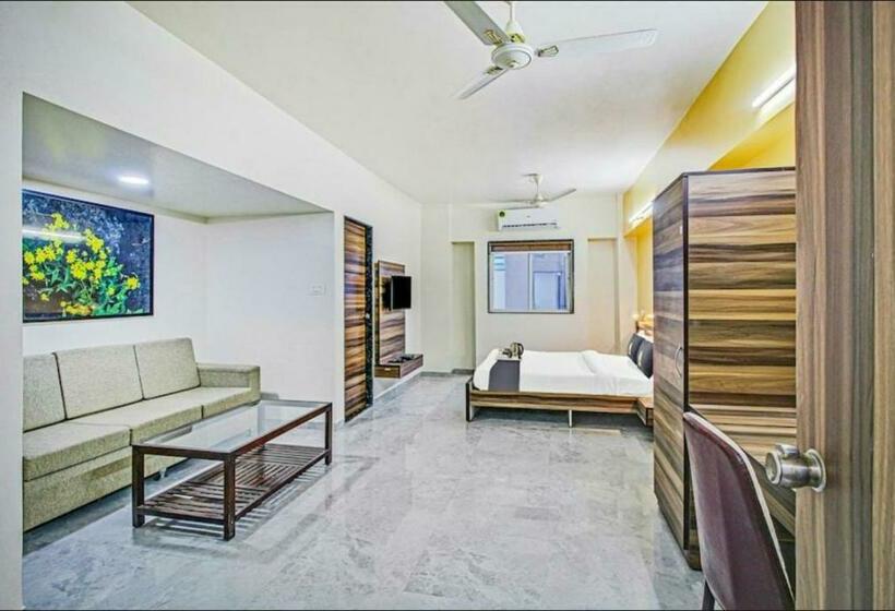 Hotel Treebo Trend The White Castle