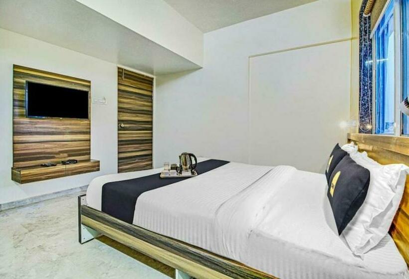 Hotel Treebo Trend The White Castle