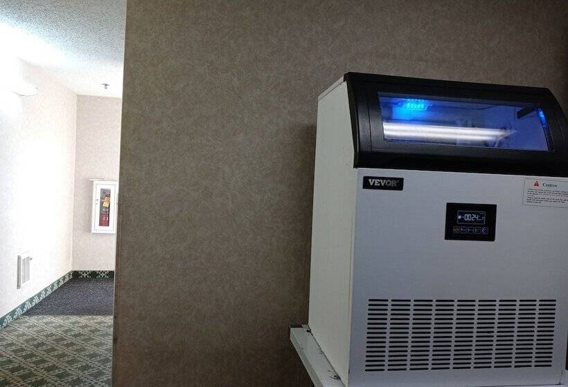 Отель New Martinsville Inn