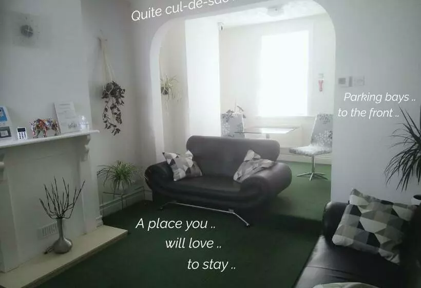 پانسیون Victorian Terrace Old Stoke   With Self Check In And Free Parking   Rooms At Ipswichdigs