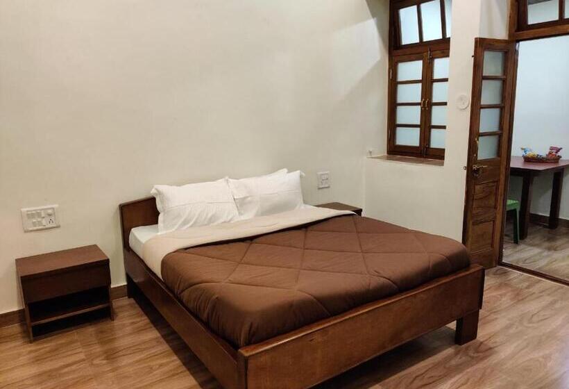 Отель Citadel Resort