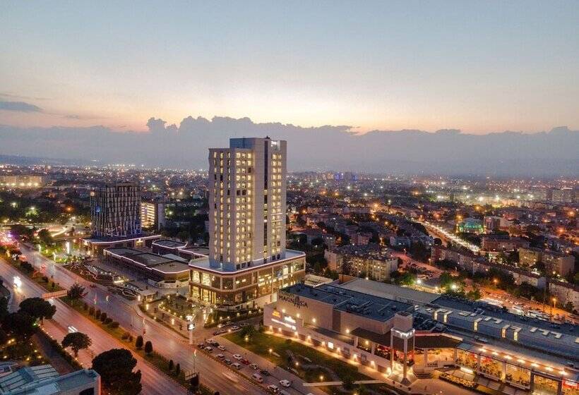 ホテル Doubletree By Hilton Manisa