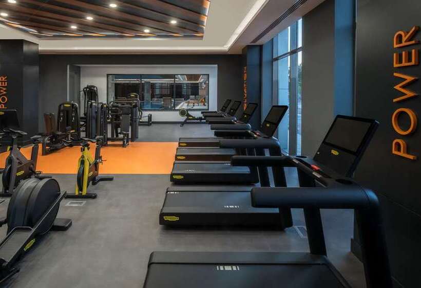 ホテル Doubletree By Hilton Manisa