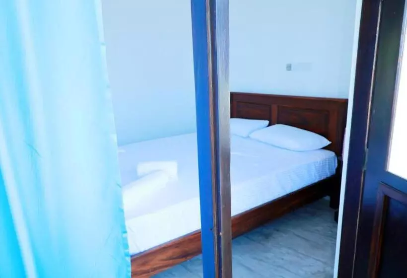 هتل Horizon Palace   Kabalana