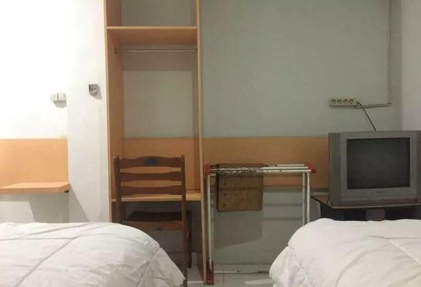 Hotelli Losmen Pum Syariah At Desa Wisata Sabang