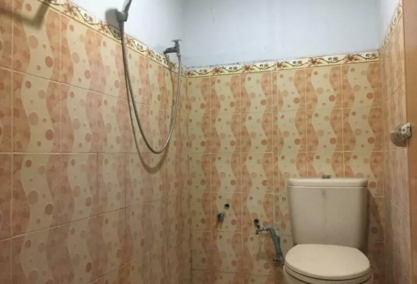 Hotelli Losmen Pum Syariah At Desa Wisata Sabang