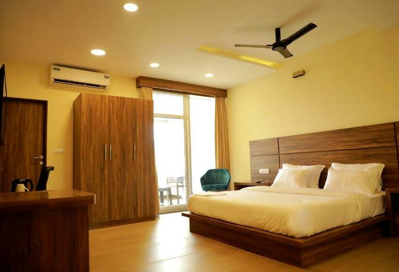 호텔 The Royal Shalimar