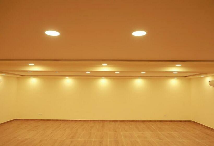 호텔 The Royal Shalimar