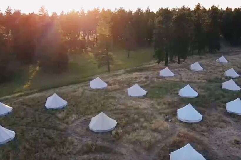 בית מלון כפרי Wander Camp Glacier