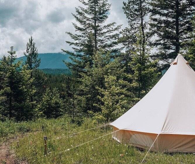 בית מלון כפרי Wander Camp Glacier