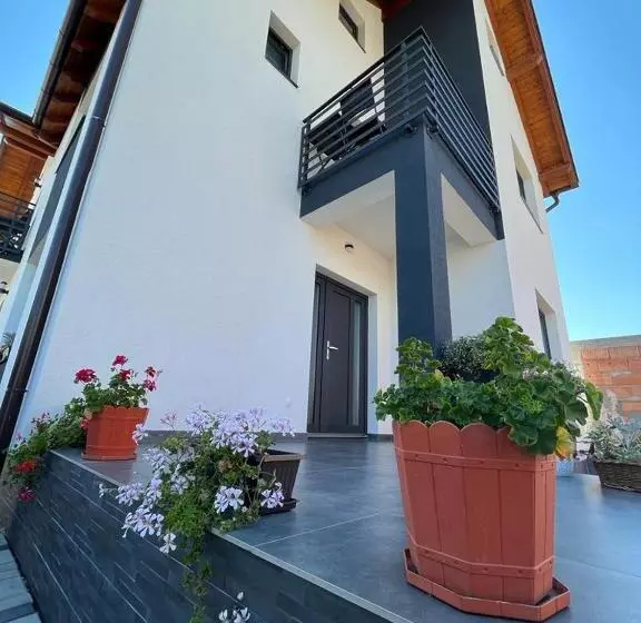 پانسیون Casa Lucia